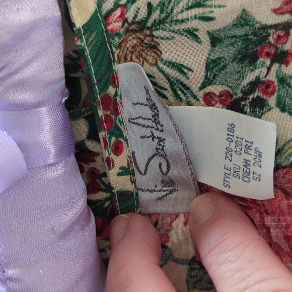 Christmas jumper, buttons up one side as shown size 20 WP, 40" length - Picture 2 of 3